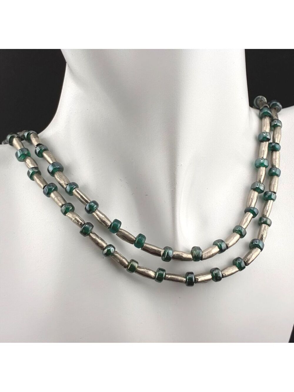 VTG Double Strand Green Glass and Silver Tone Tube Bead Necklace 925 clasp 18"